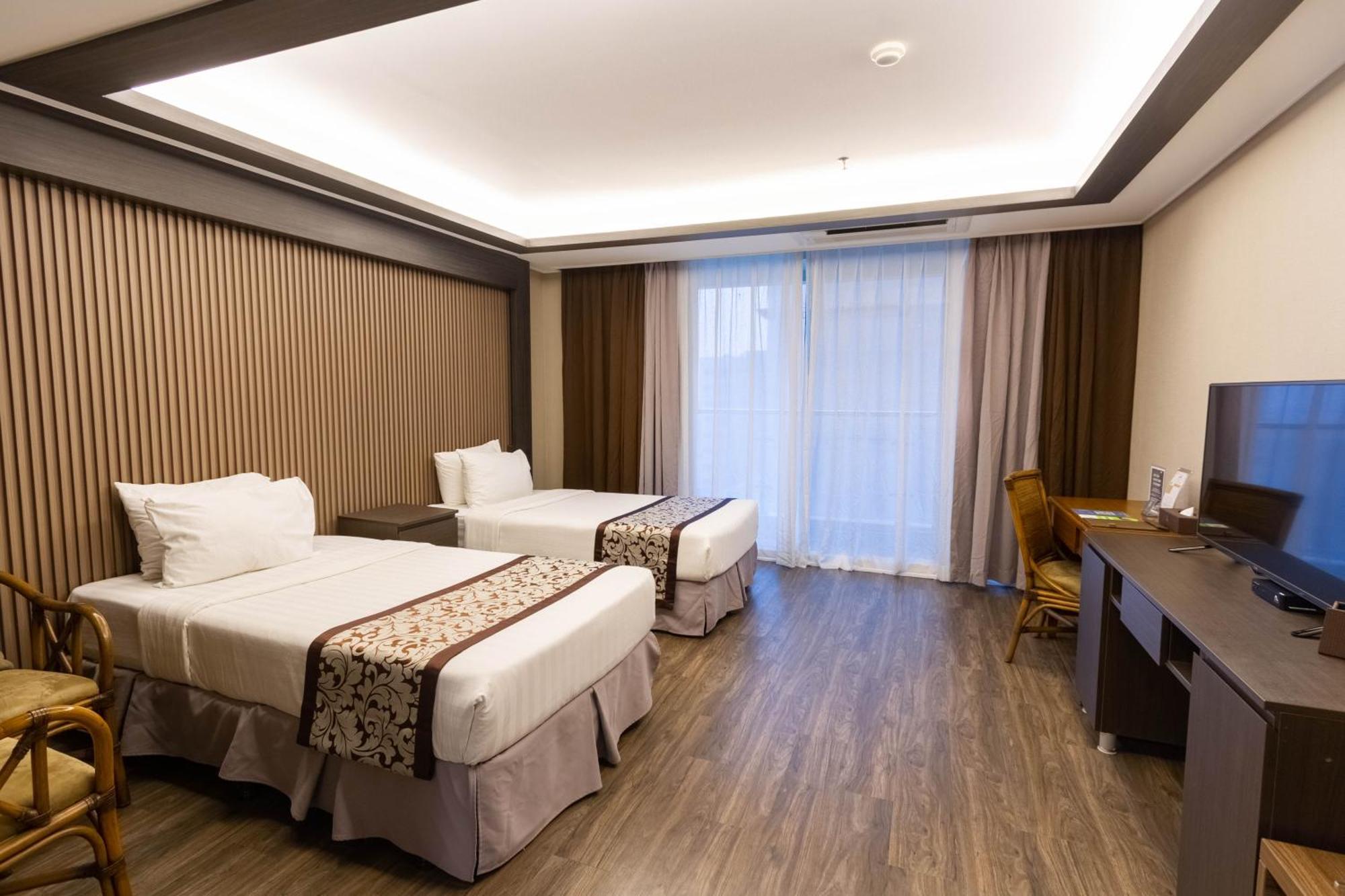 Xenia Hotel - Clark - Multi Use Hotel Clark Field Esterno foto