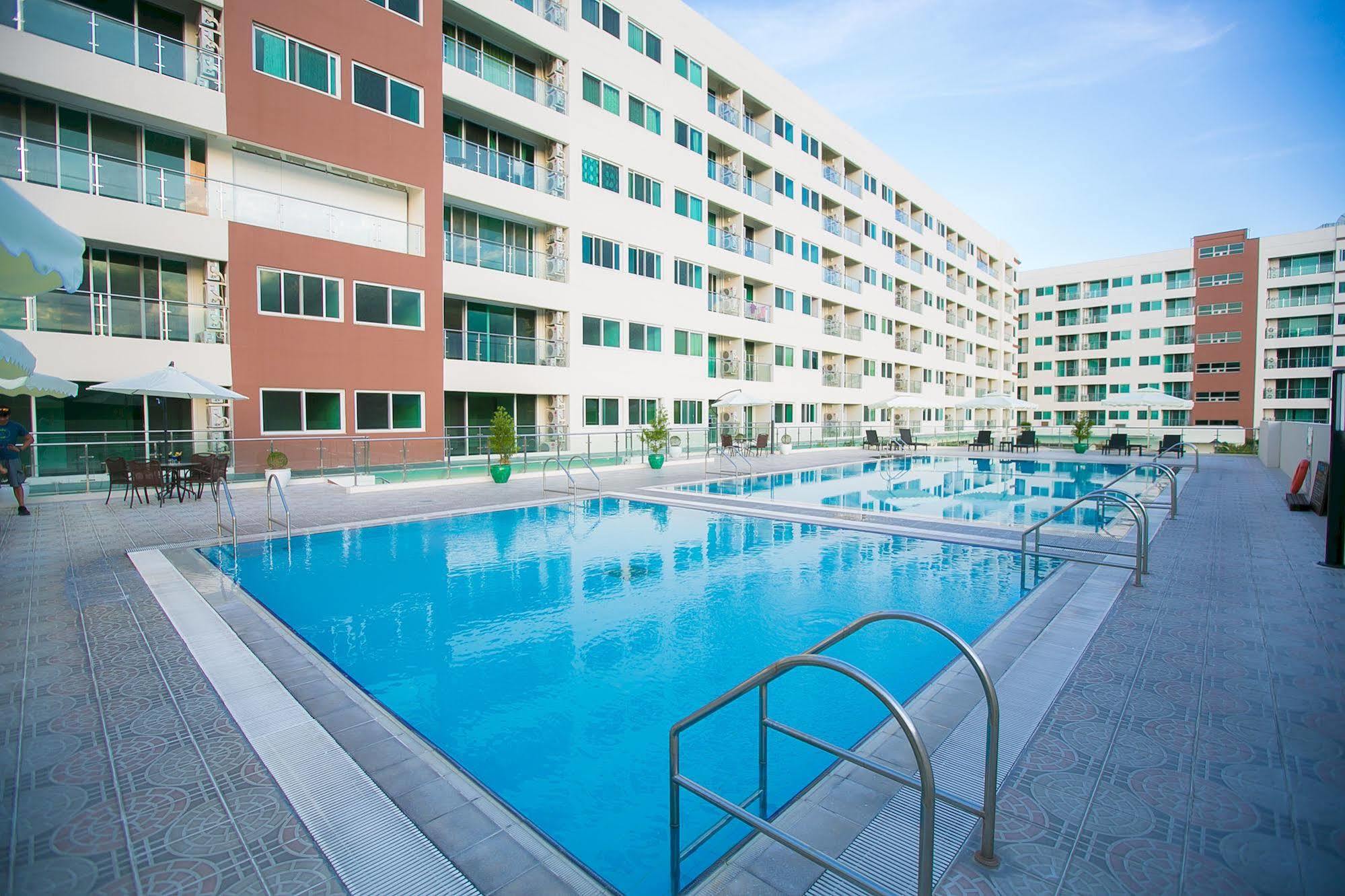 Xenia Hotel - Clark - Multi Use Hotel Clark Field Esterno foto